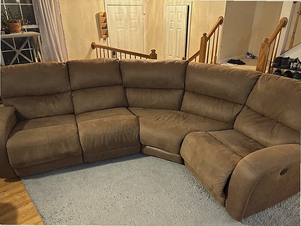 sectional sofa with reclining seating